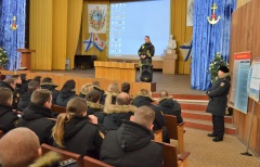 Сотрудники МЧС провели профилактическое занятие по пожарной безопасности с военнослужащими войсковой части №72064